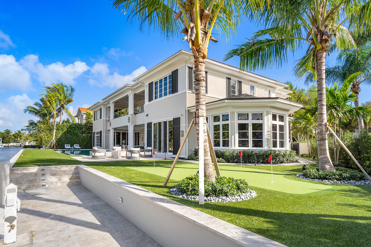 ROYAL PALM YACHT & COUNTRY CLUB - Residential