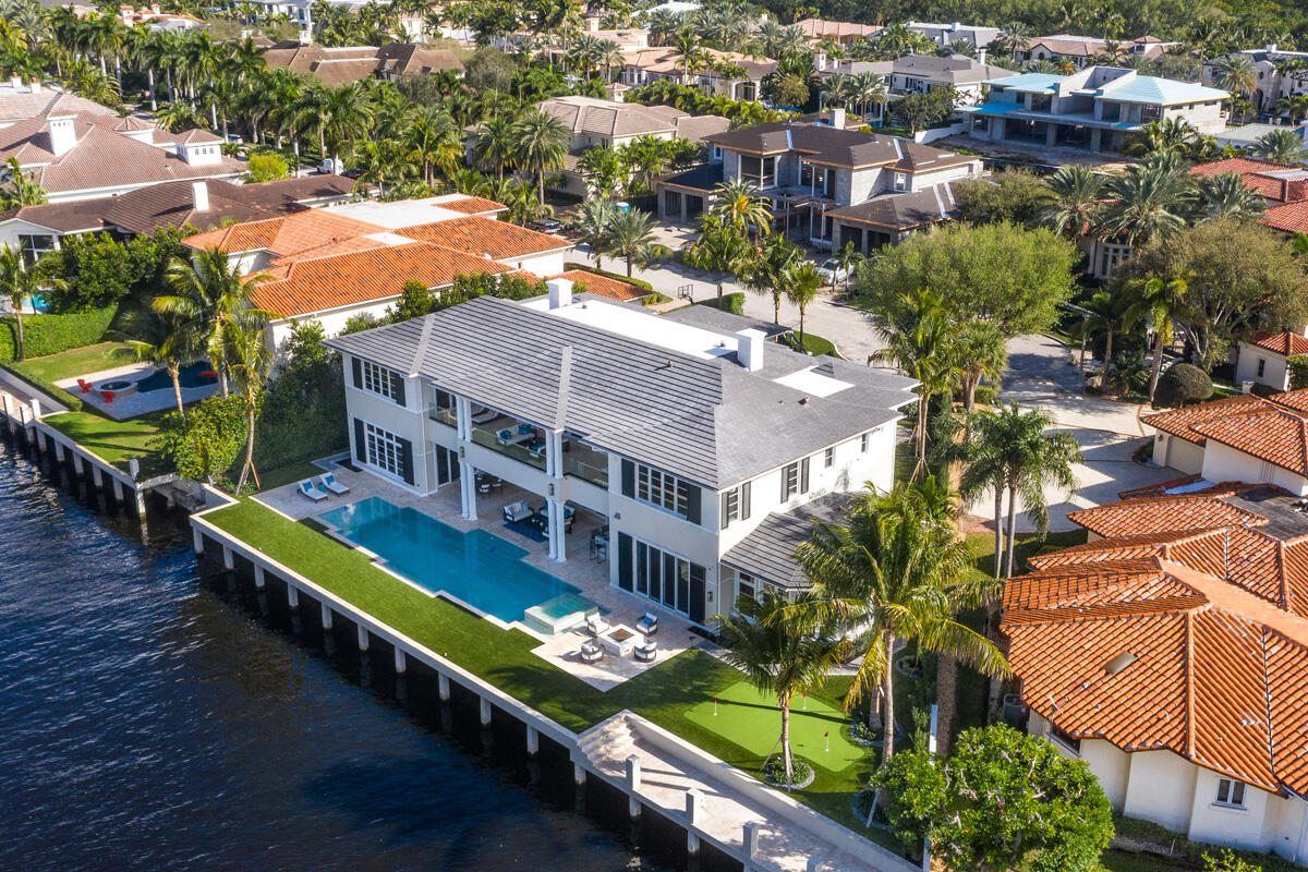 ROYAL PALM YACHT & COUNTRY CLUB - Residential