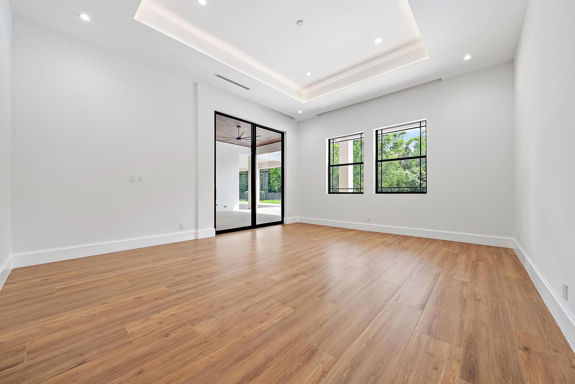 STONEWAL ESTATES, BAY HILL ESTATES - Residential