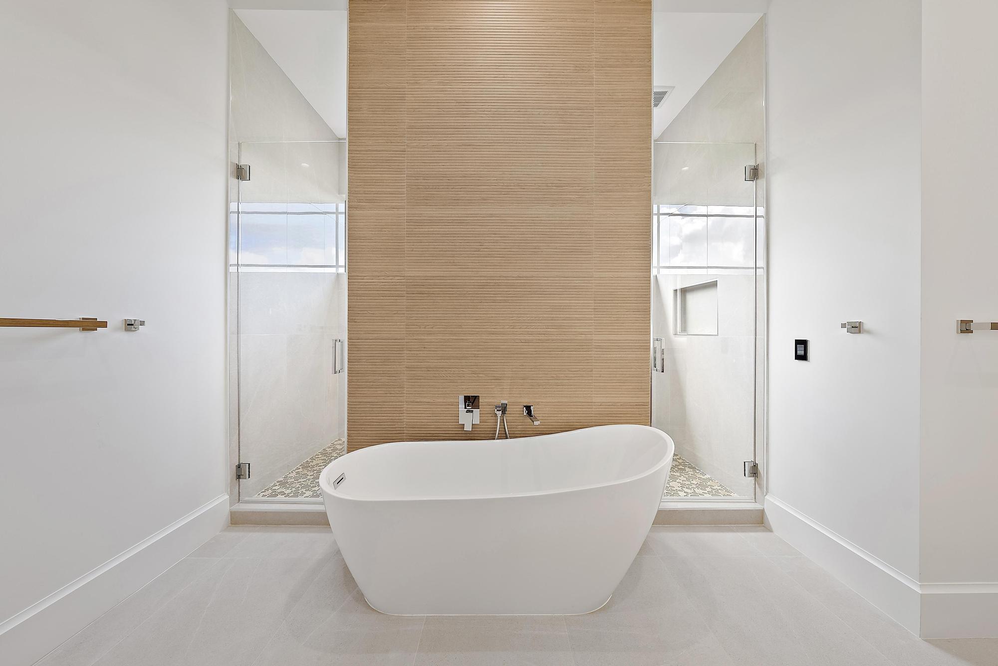 STONEWAL ESTATES, BAY HILL ESTATES - Residential