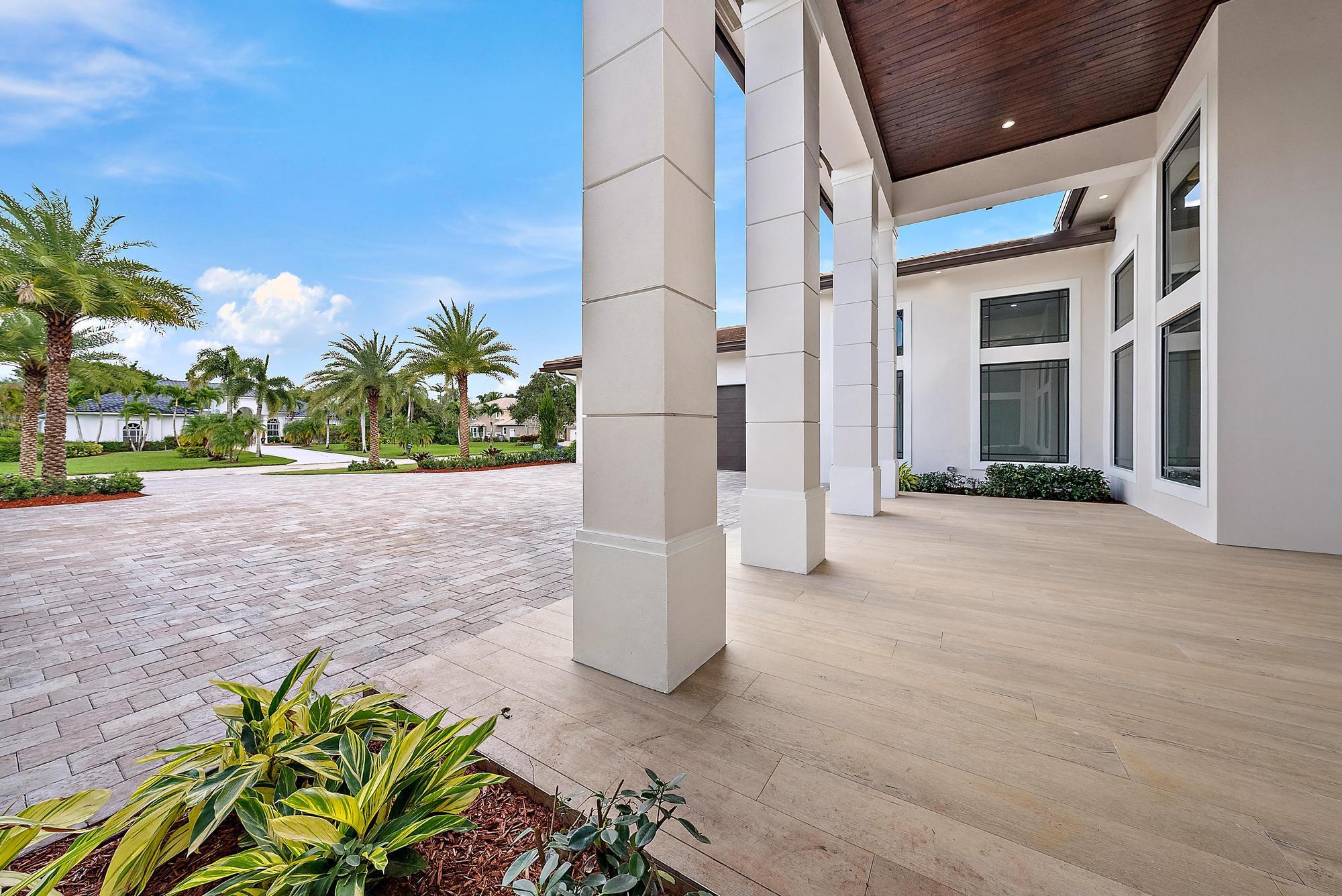 STONEWAL ESTATES, BAY HILL ESTATES - Residential