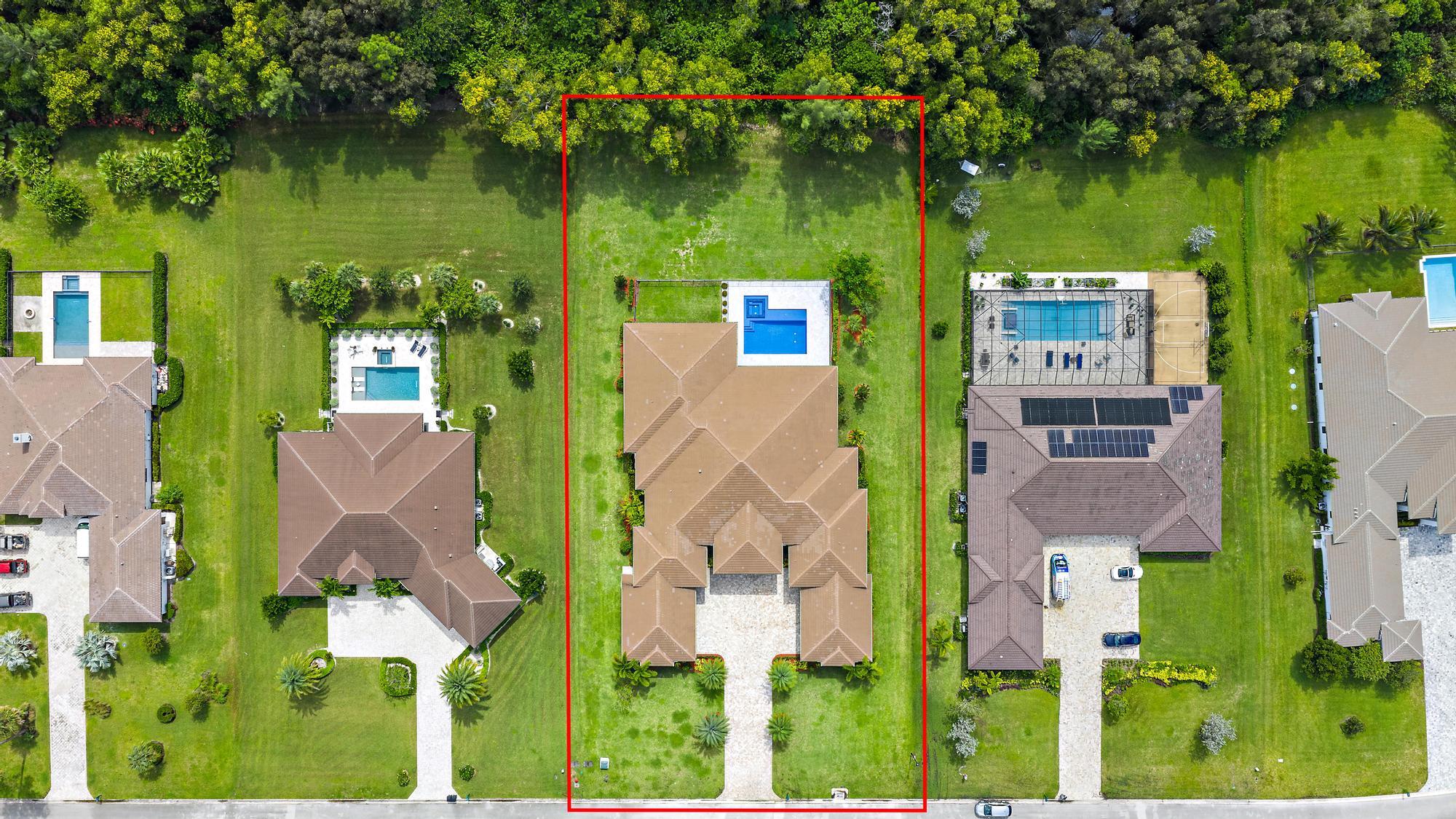 STONEWAL ESTATES, BAY HILL ESTATES - Residential