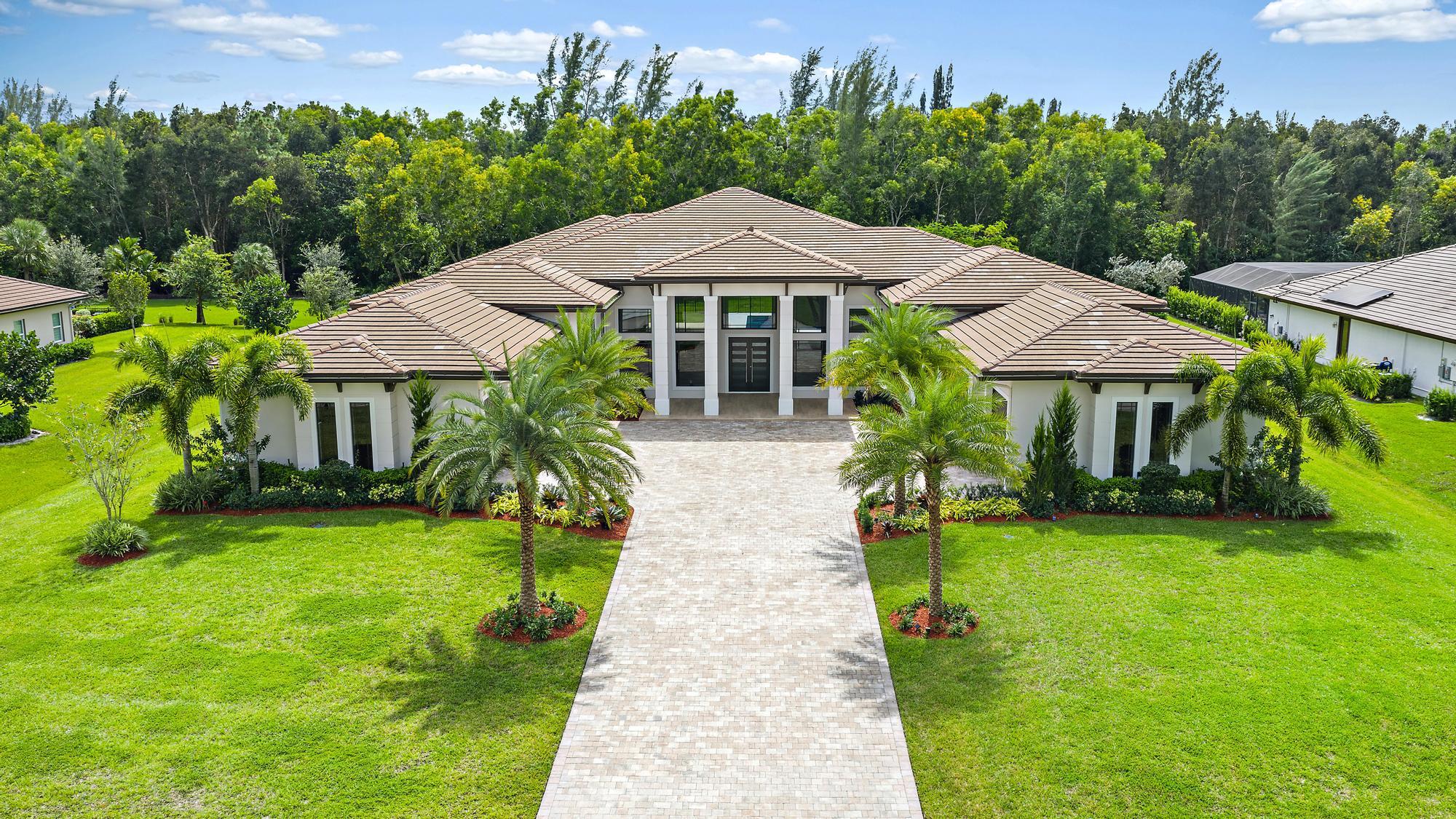 STONEWAL ESTATES, BAY HILL ESTATES - Residential
