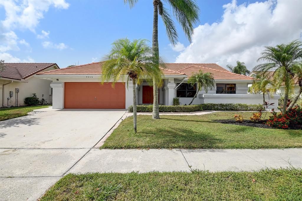Photo of 9565 El Clair Ranch Road, Boynton Beach, FL 33437 (MLS # B26012382)