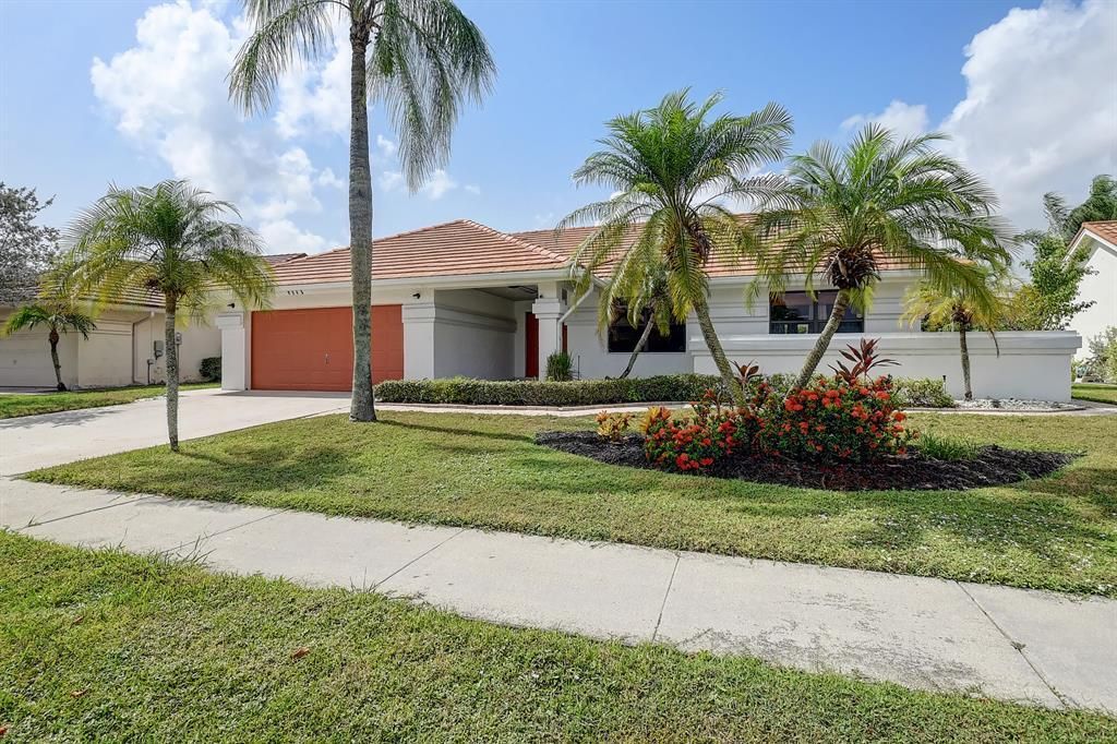 Photo of 9565 El Clair Ranch Road, Boynton Beach, FL 33437 (MLS # B26012382)