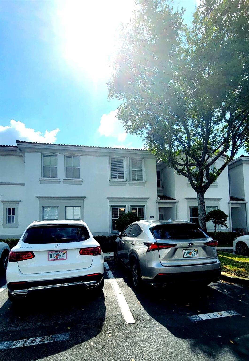 4221 SW 157th Ave