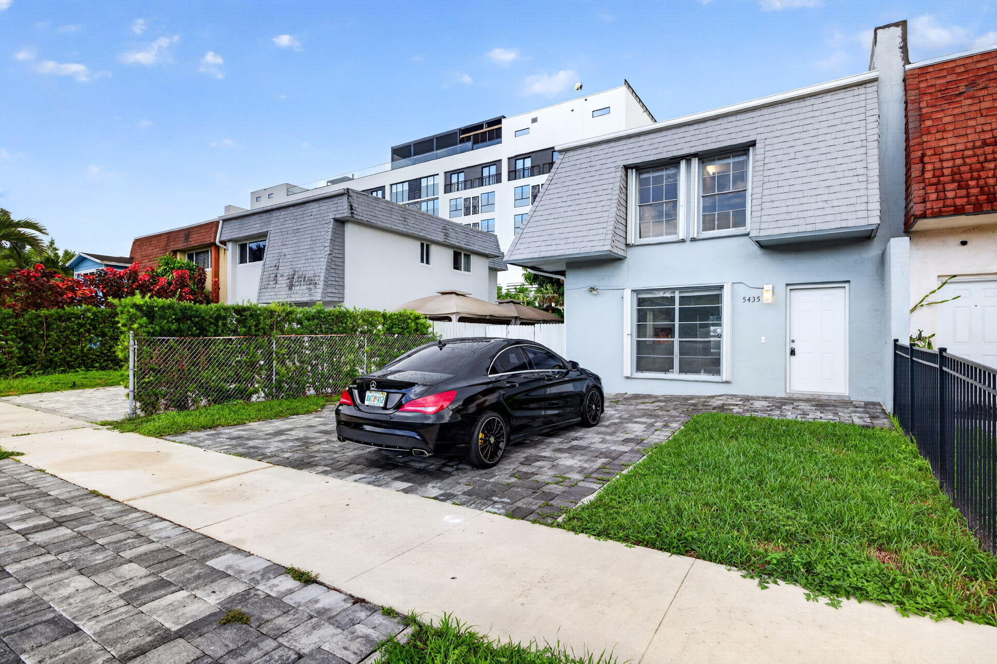 5435 SW 44TH Terrace