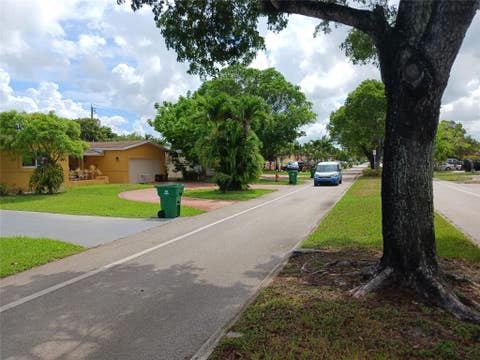 Tiny photo for 7757 SE EMBASSY Boulevard, Miramar, FL 33023 (MLS # B26054500)