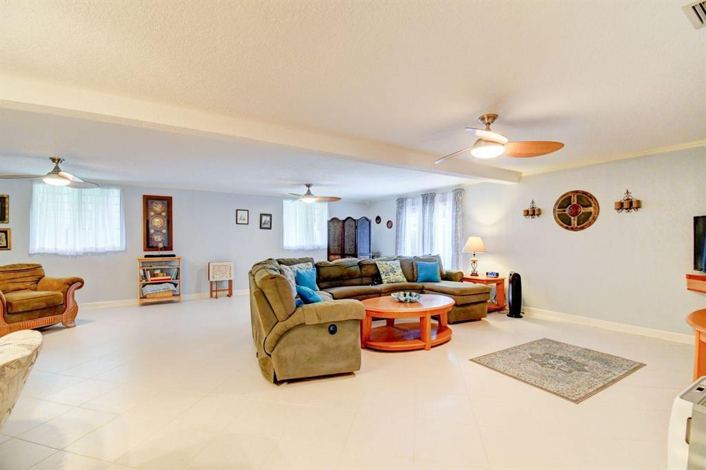 DEERFIELD BEACH ESTATES 3 - Residential