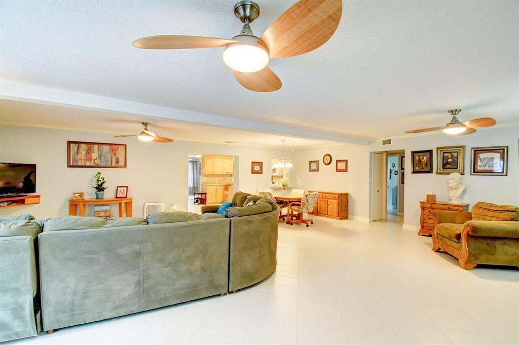 DEERFIELD BEACH ESTATES 3 - Residential