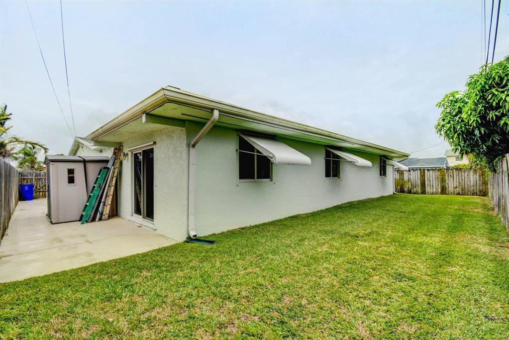 DEERFIELD BEACH ESTATES 3 - Residential