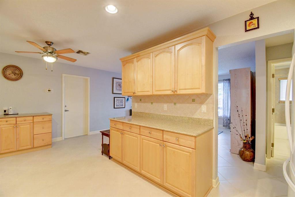 DEERFIELD BEACH ESTATES 3 - Residential