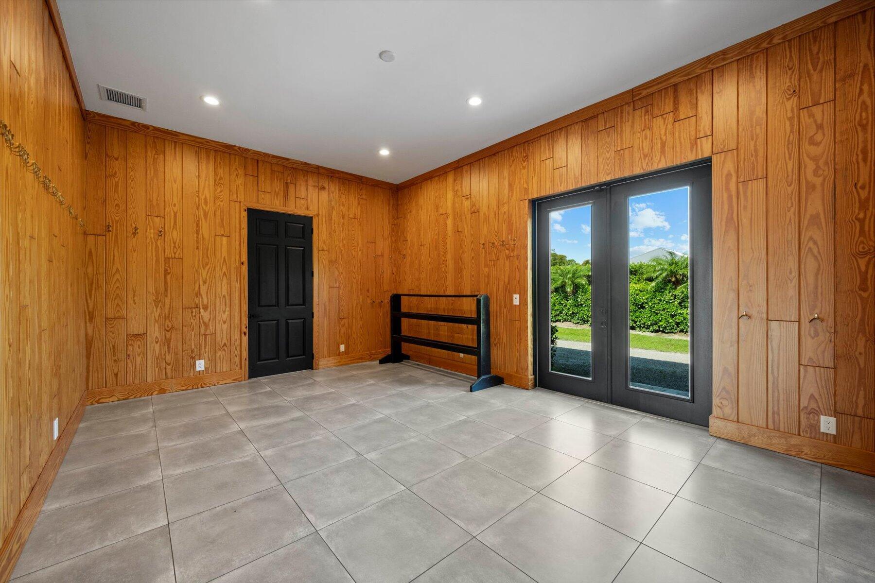 PALM BEACH POINT - Residential Lease