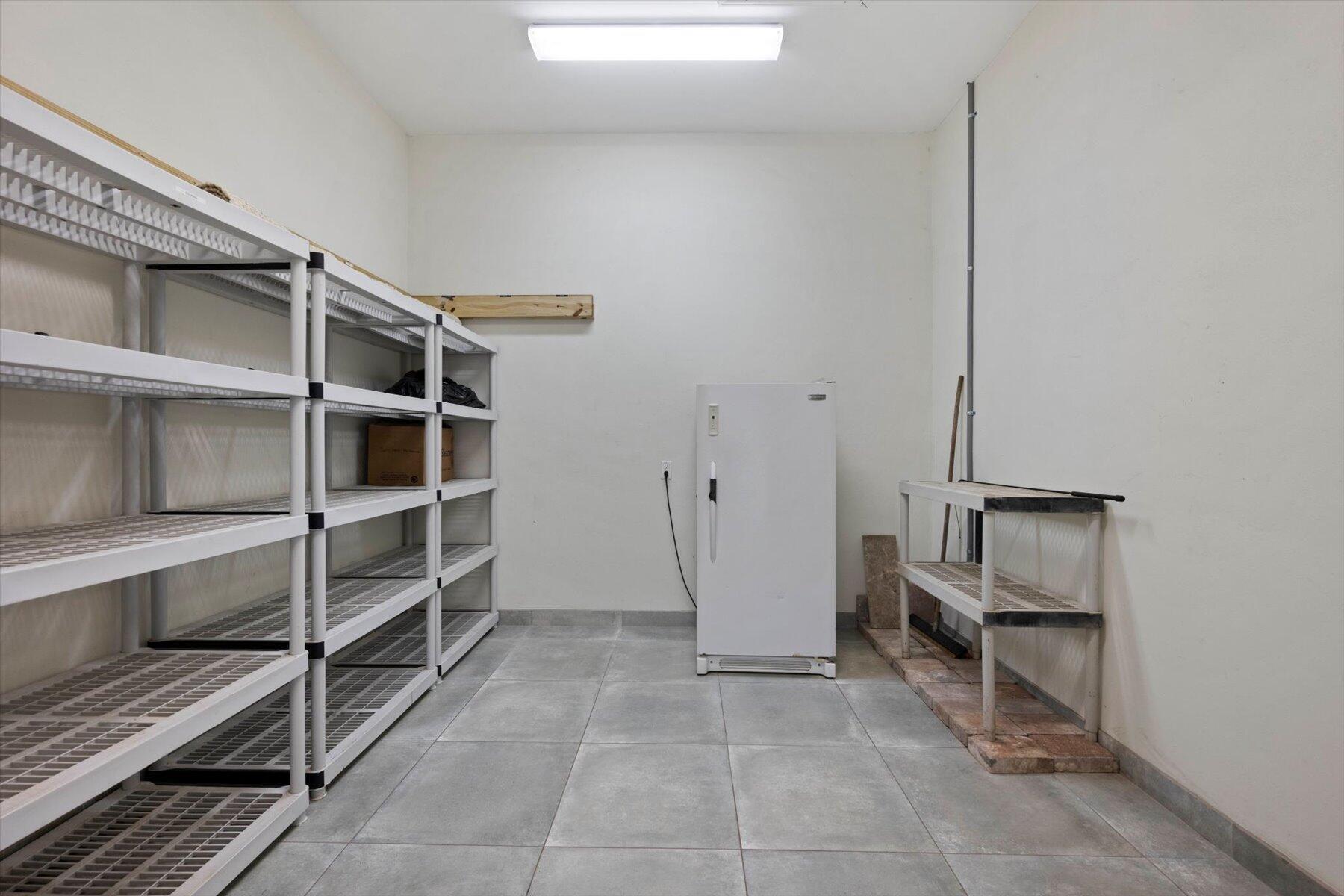 PALM BEACH POINT - Residential Lease