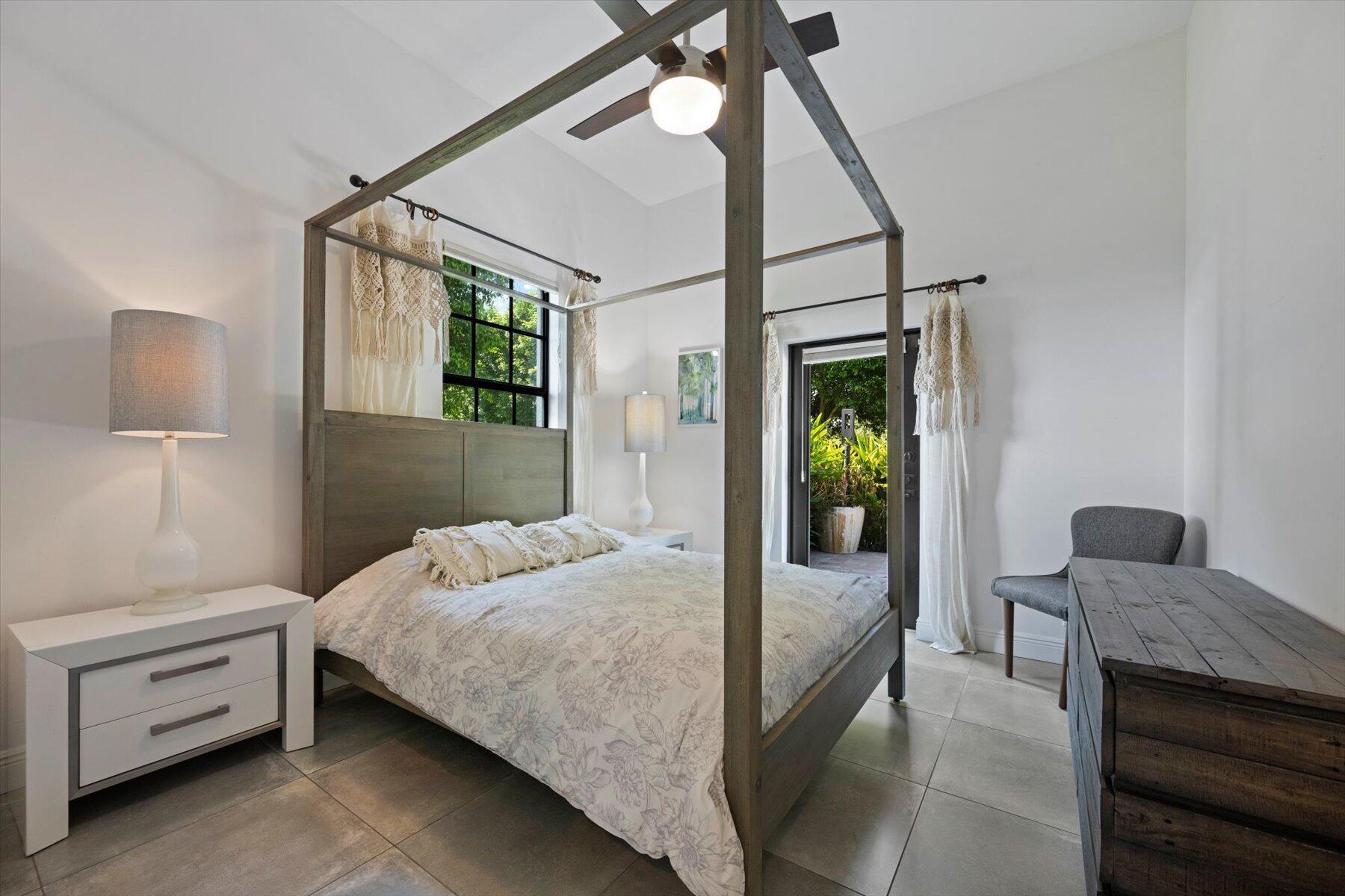 PALM BEACH POINT - Residential Lease