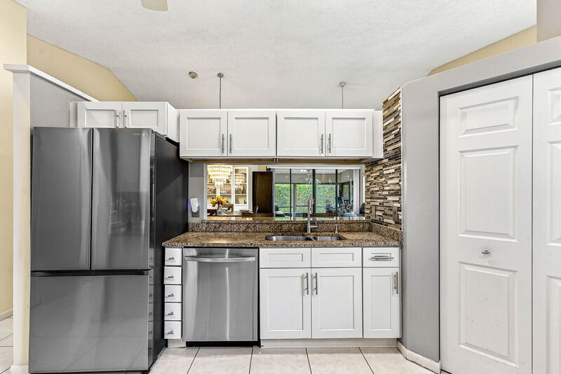 LEXINGTON CLUB - Residential