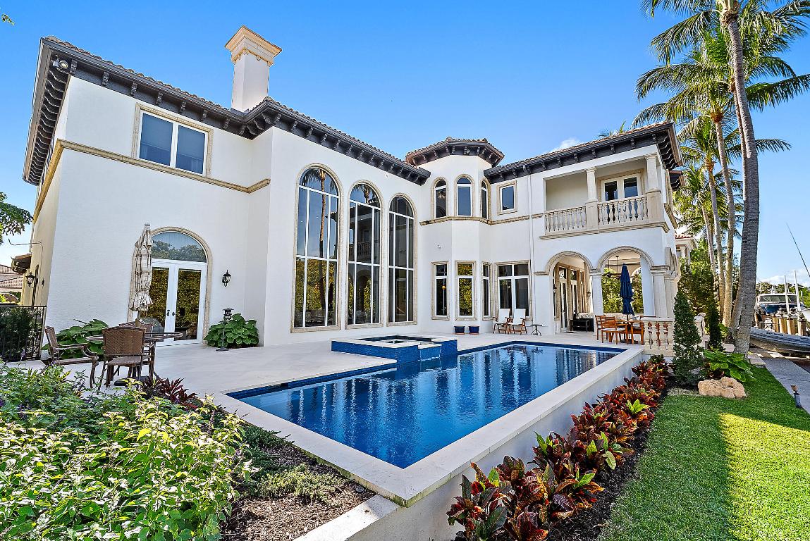 849 Harbour Isle Place