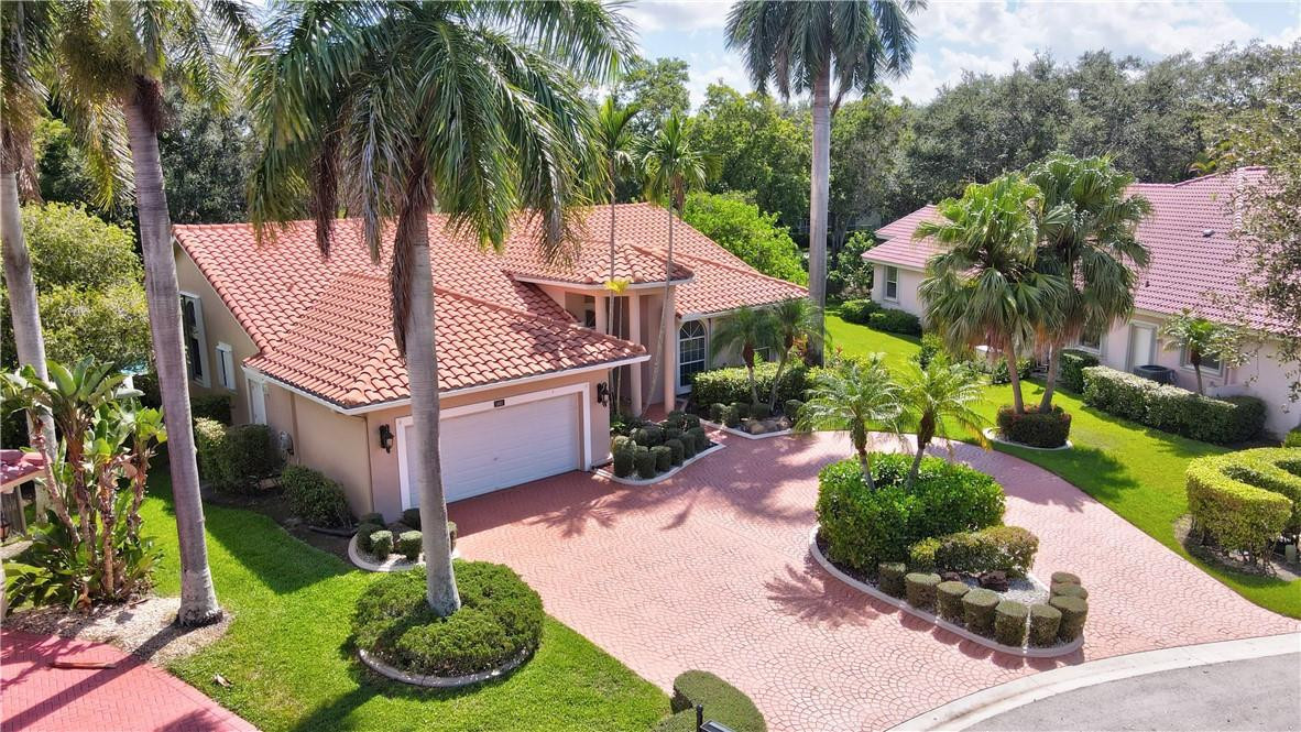 EAGLE TRACE/THE FAIRWAYS - Residential