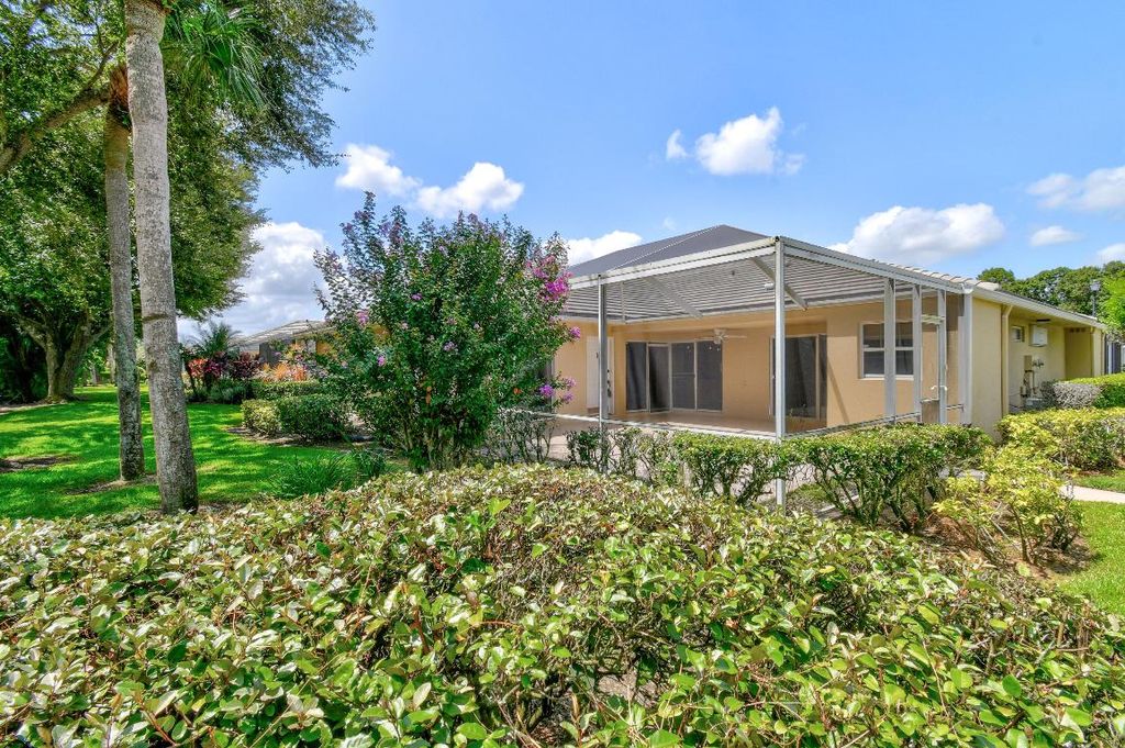 Photo of 1252 NW Sun Terrace Circle #17b, Port Saint Lucie, FL 34986 (MLS # R10913409)