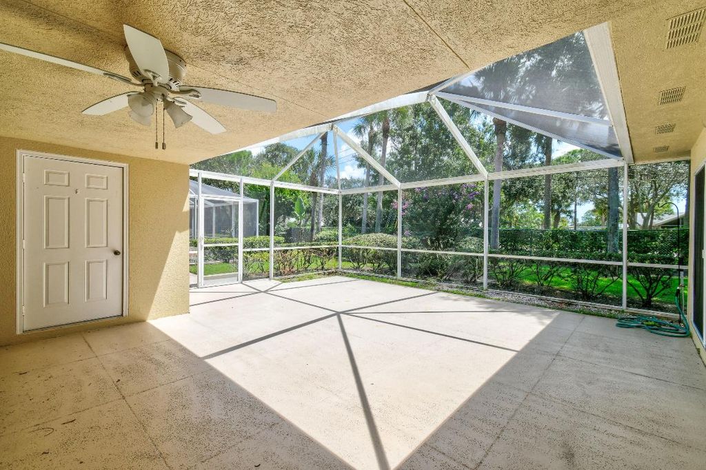 Photo of 1252 NW Sun Terrace Circle #17b, Port Saint Lucie, FL 34986 (MLS # R10913409)