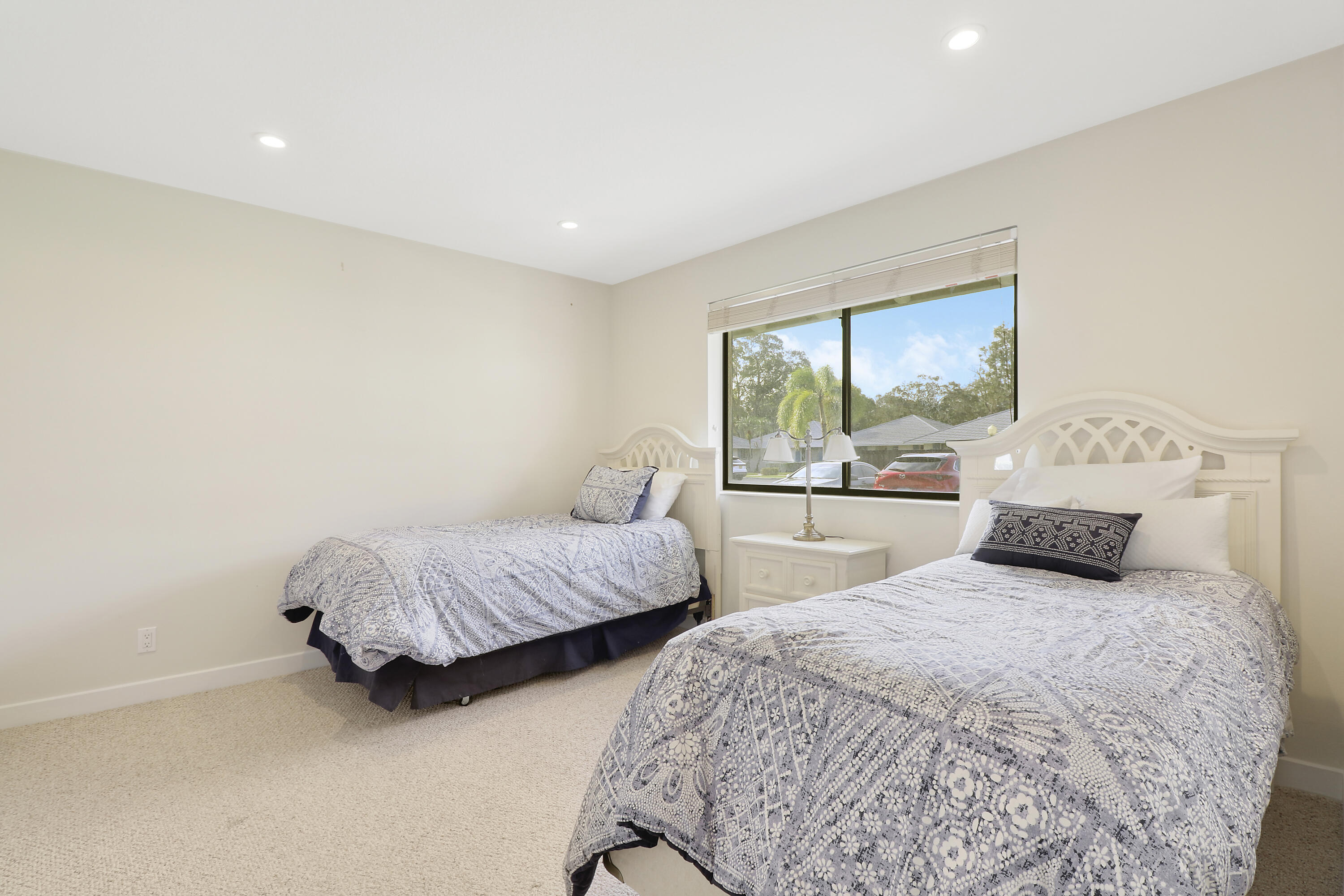 PGA CLUB COTTAGES - Residential Lease