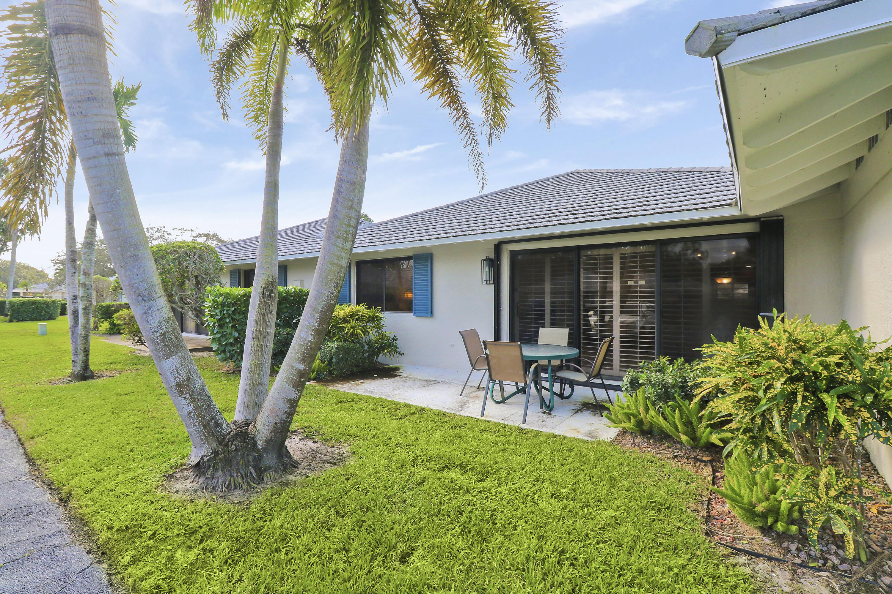 PGA CLUB COTTAGES - Residential Lease