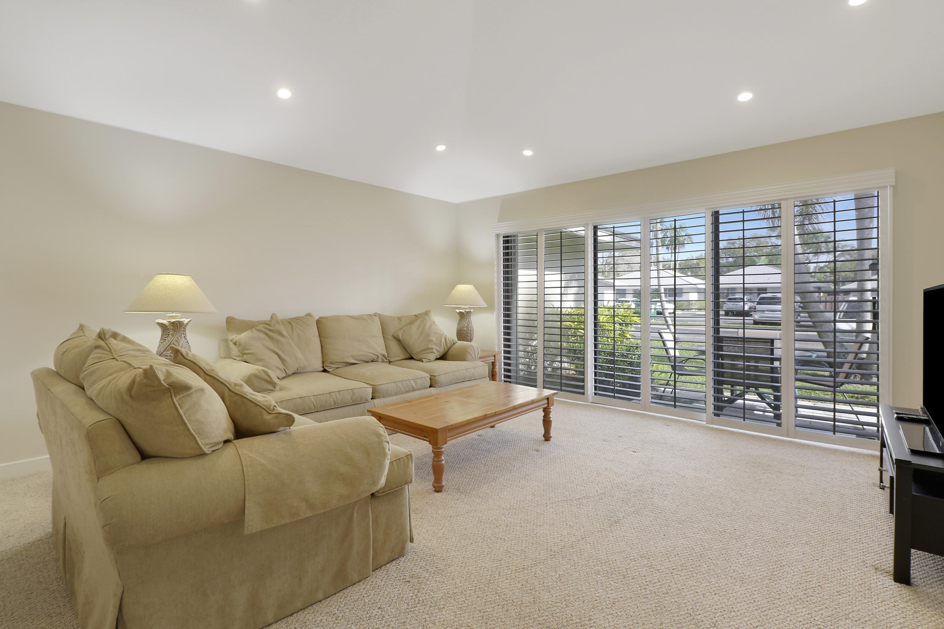 706 Club Drive
