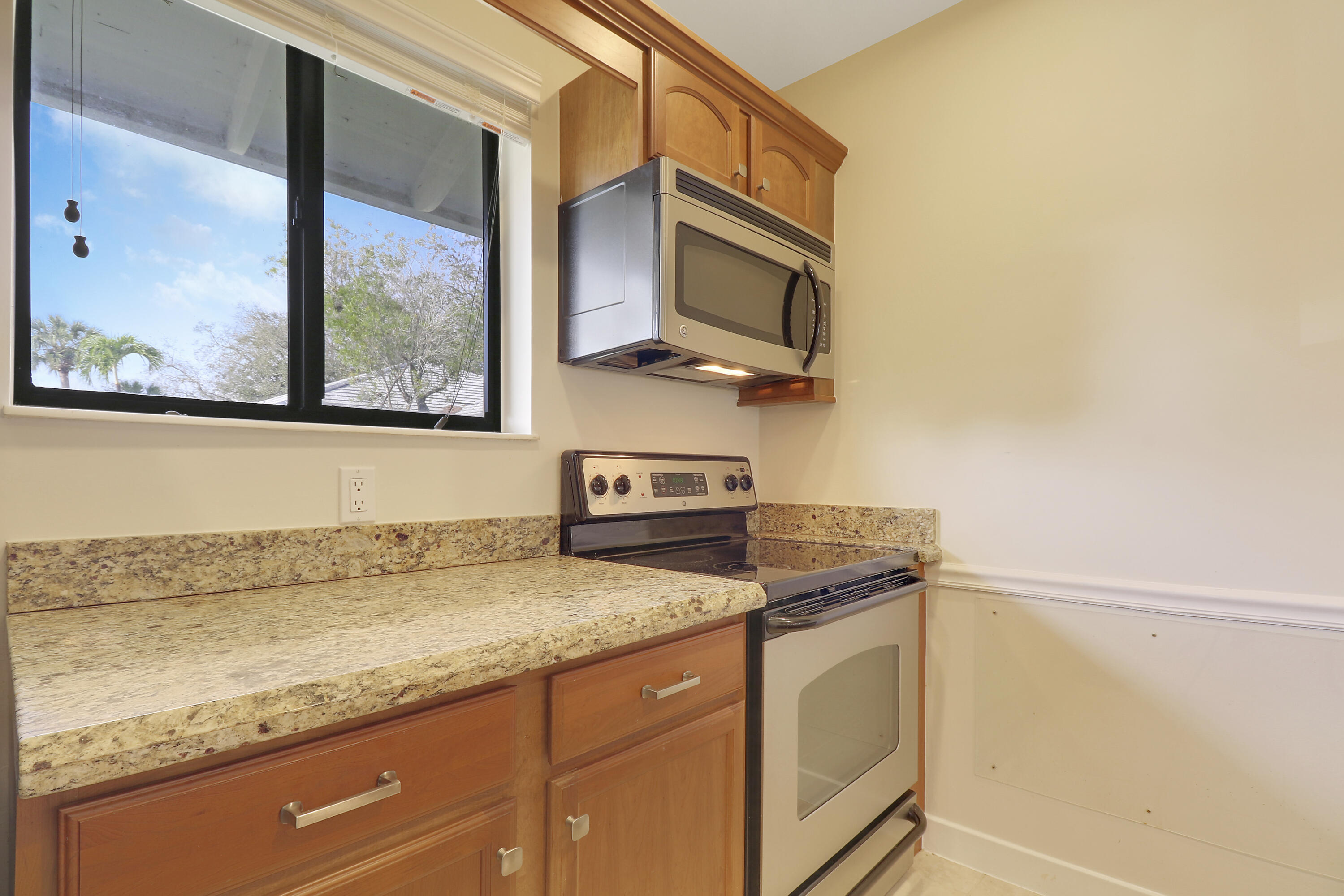 PGA CLUB COTTAGES - Residential Lease