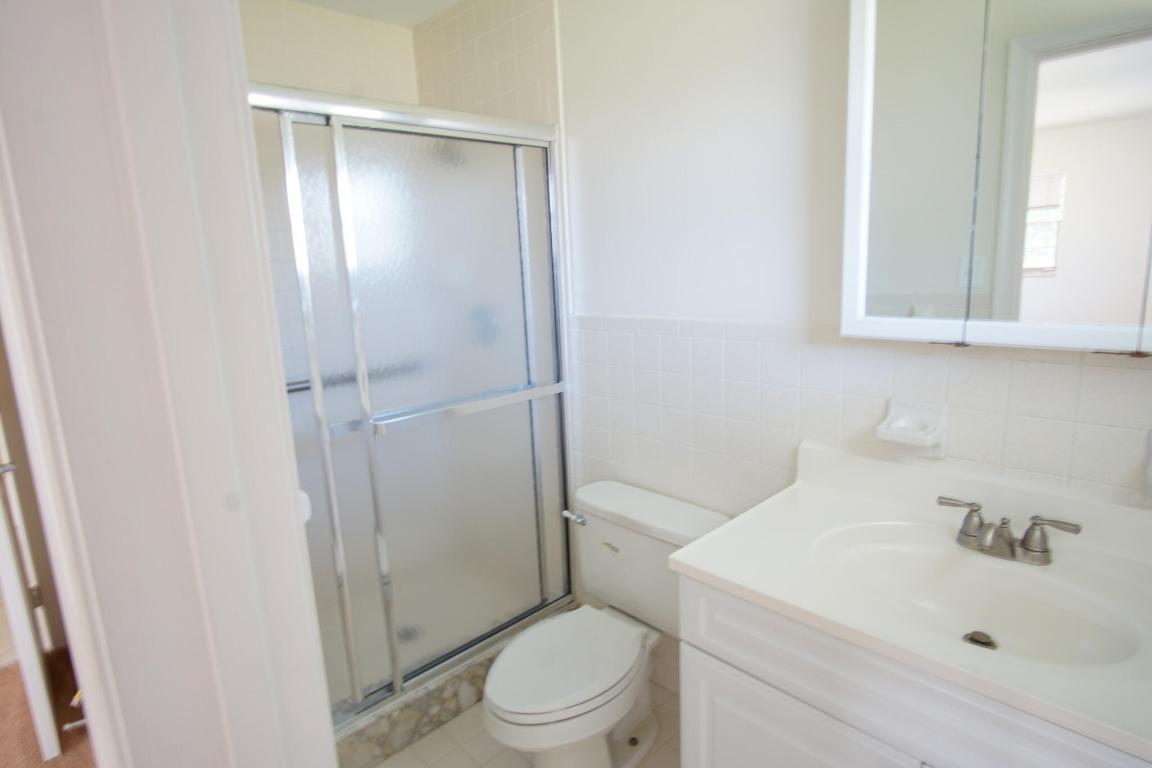 ENGLEWOOD MANOR - Residential