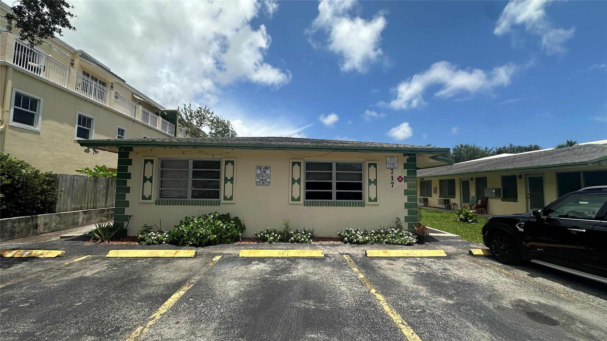 Everglade Land Sales Co F - Residential Lease