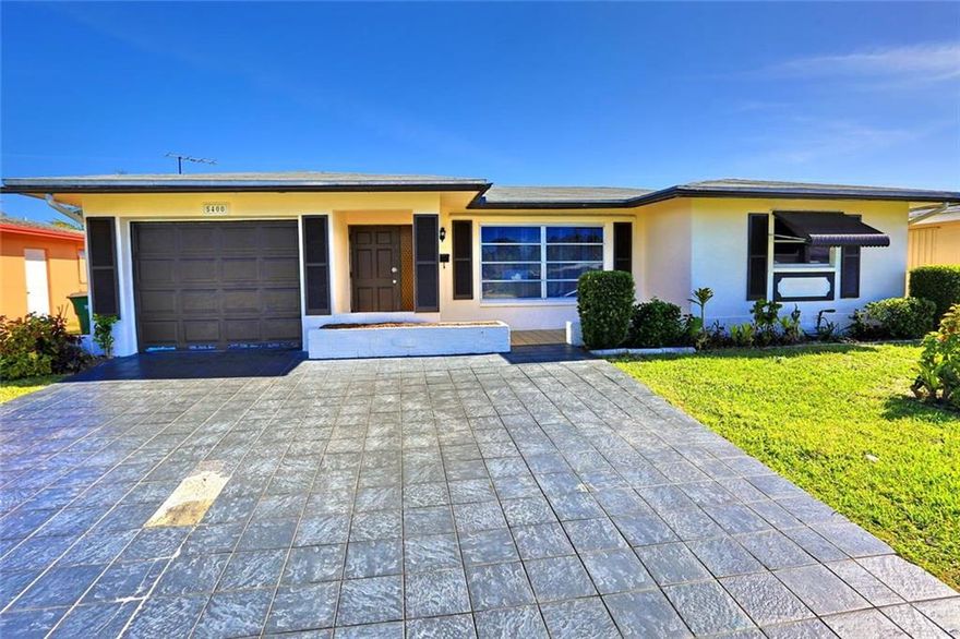 OVER 1500 SQ FT OF LIVING IN THIS TRUE 2/2 PLUS SPACIOUS FAMILY ROOM AND 1 CAR GARAGE ** GREAT OPEN LAYOUT IN MAINLANDS OF TAMARAC 6 ** EAT IN KITCHEN WITH NEW RANGE / REFRIGERATOR, EXTRA CABINETRY, FORMAL DINING ROOM FOR THOSE SPECIAL HOLIDAYS & FORMAL LIVING AREA ** CERAMIC TILE ** CARPET IN LIVING RM & BEDROOMS ** GREAT COMMUNITY WITH COMMUNITY POOL (POOL/CLUBHOUSE LOCATED ON ROCK ISLAND / 50TH) AND OTHER AMENITIES ** CLOSE TO SHOPPING, TURNPIKE AND BUS STOPS ** 55+ COMMUNITY AND VERY MOTIVATED SELLER!