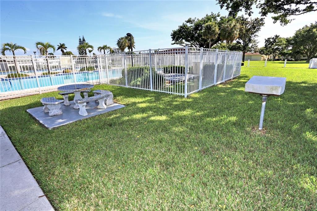 Mainlands Of Tamarac 6 - Residential