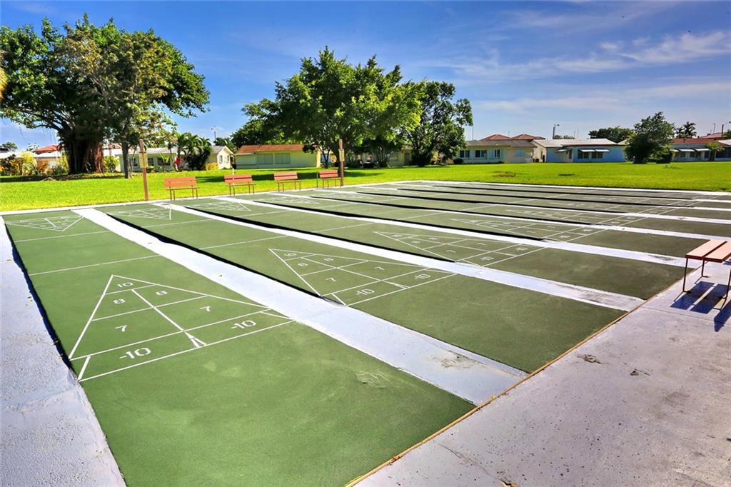 Mainlands Of Tamarac 6 - Residential