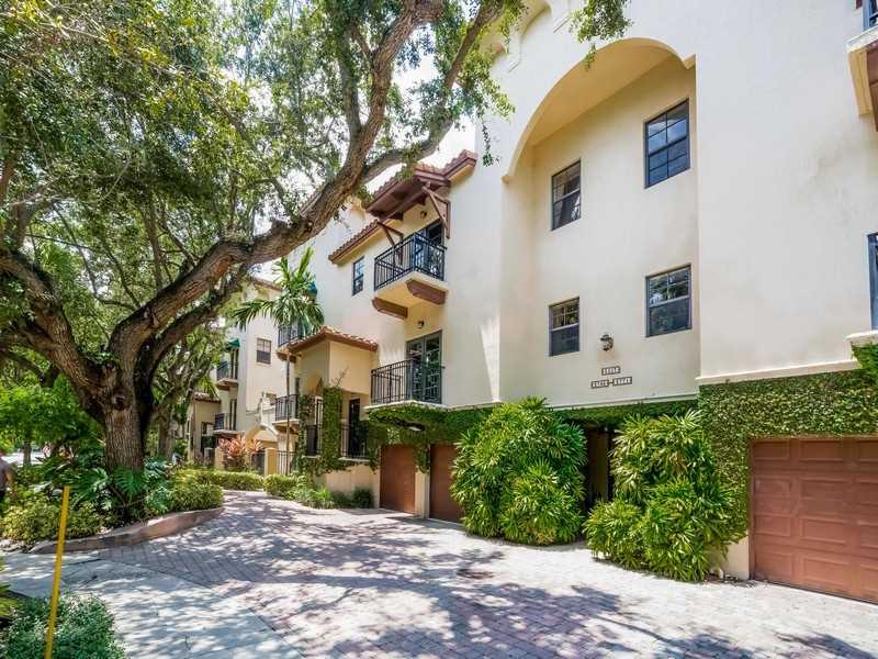 Villaggio in the Grove - Residential