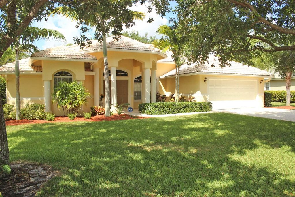 Photo of 534 Rookery Place, Jupiter, FL 33458 (MLS # R10800266)