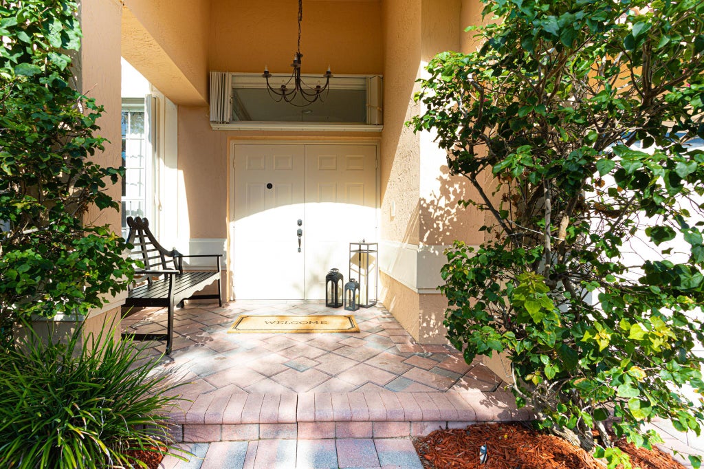 Photo of 621 Cypress Xing, Wellington, FL 33414 (MLS # R10897995)