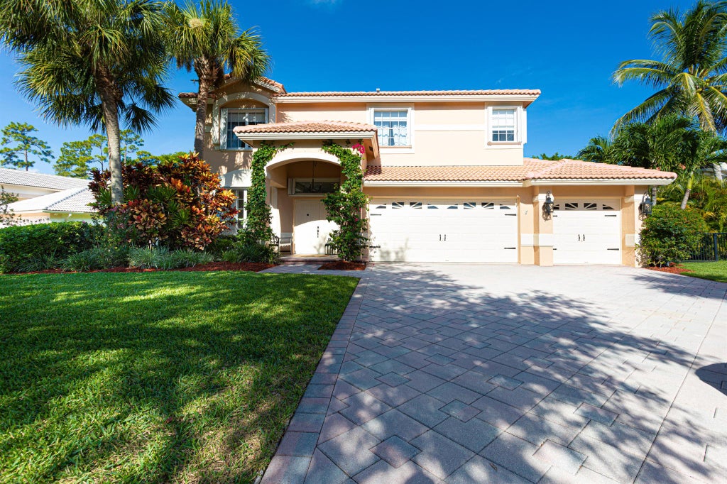 Photo of 621 Cypress Xing, Wellington, FL 33414 (MLS # R10897995)