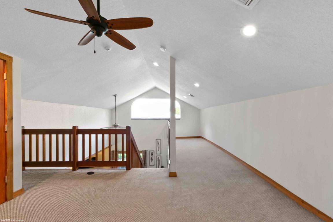 DEER RUN 2 - Residential