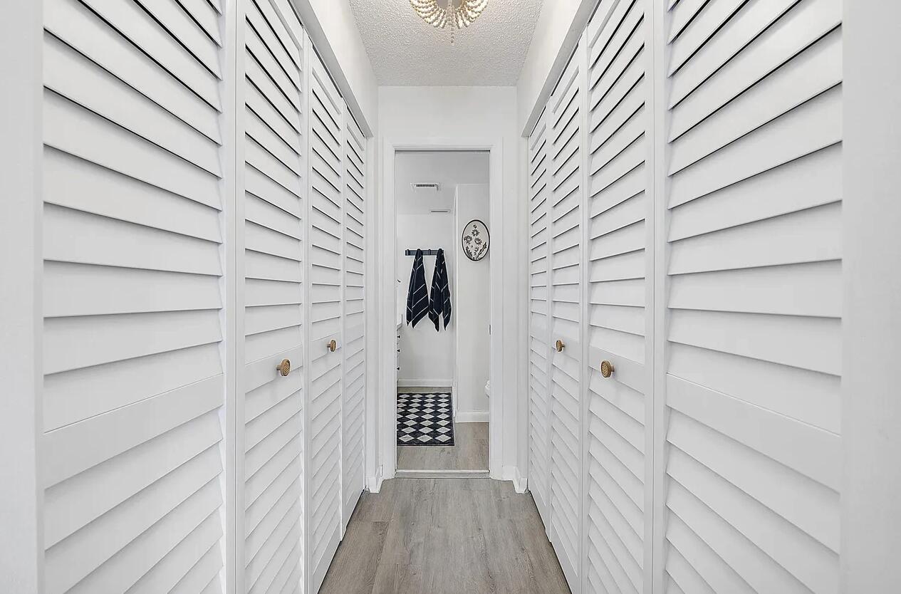 CORAL GATE II CONDO - Residential