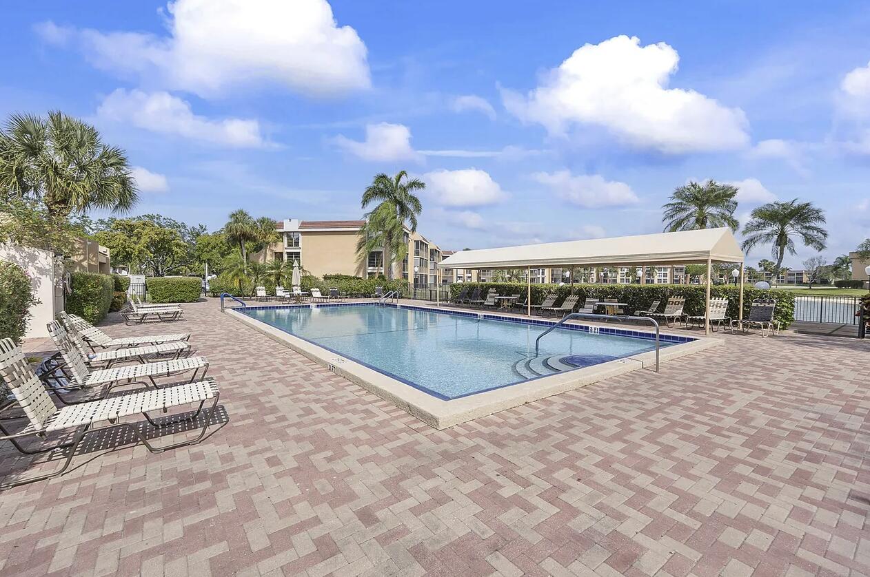 CORAL GATE II CONDO - Residential