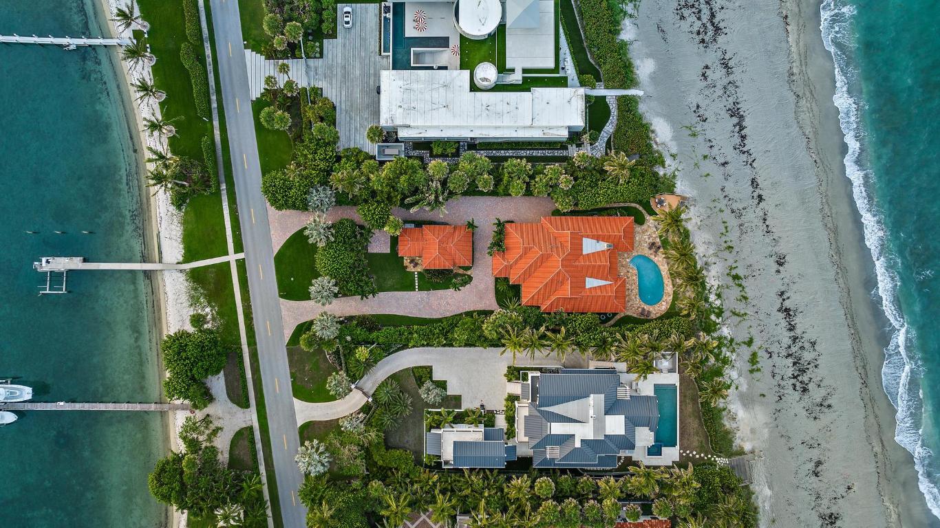 BLOWING ROCKS - Residential