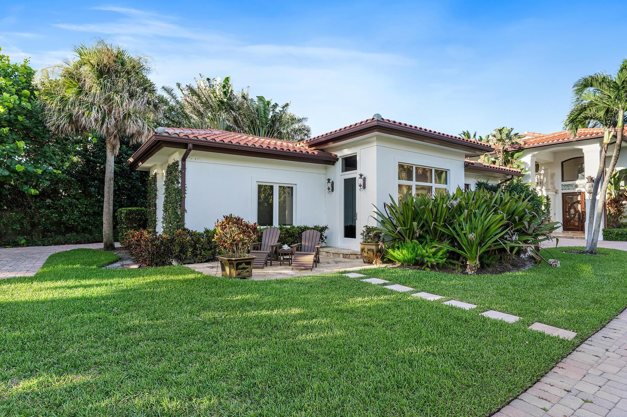 BLOWING ROCKS - Residential