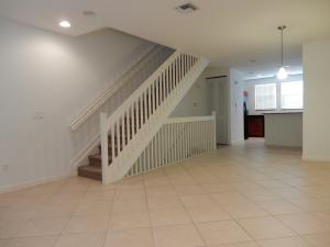 CITYSIDE CONDOMINIUM - Residential Lease