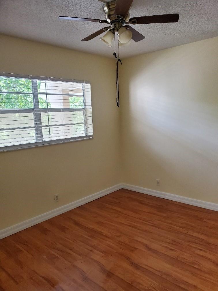 ORIOLE GOLF & TENNIS CLUB - Residential Lease