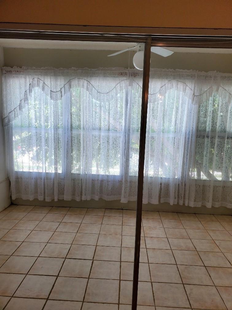 ORIOLE GOLF & TENNIS CLUB - Residential Lease