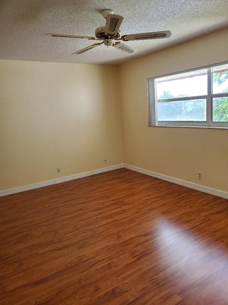 ORIOLE GOLF & TENNIS CLUB - Residential Lease