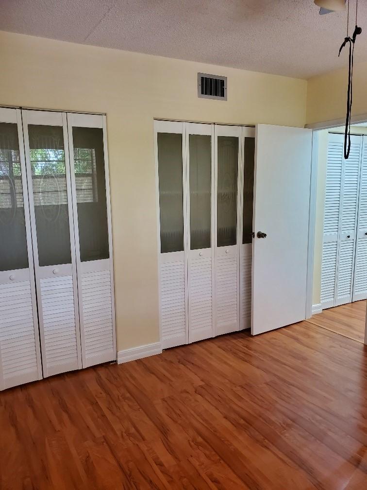 ORIOLE GOLF & TENNIS CLUB - Residential Lease