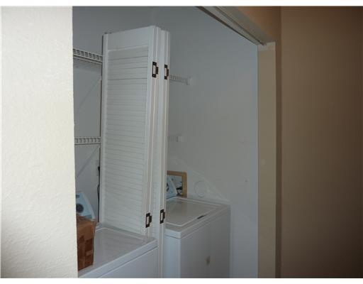 TOWNHOMES OF CAPRI ISLES - Residential