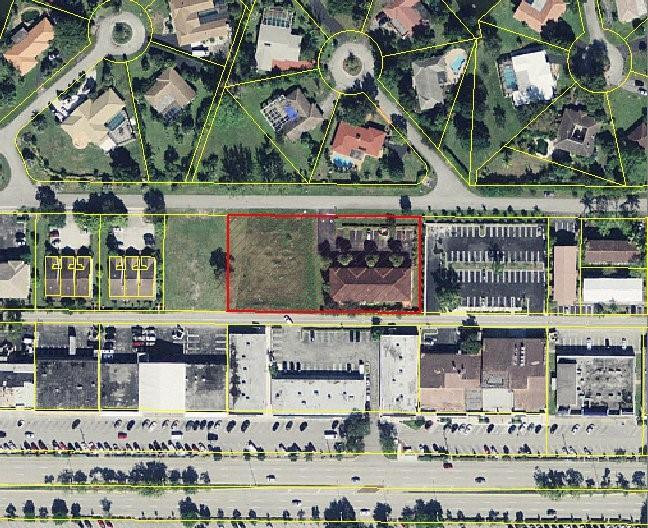 TOWNHOMES OF CAPRI ISLES - Residential