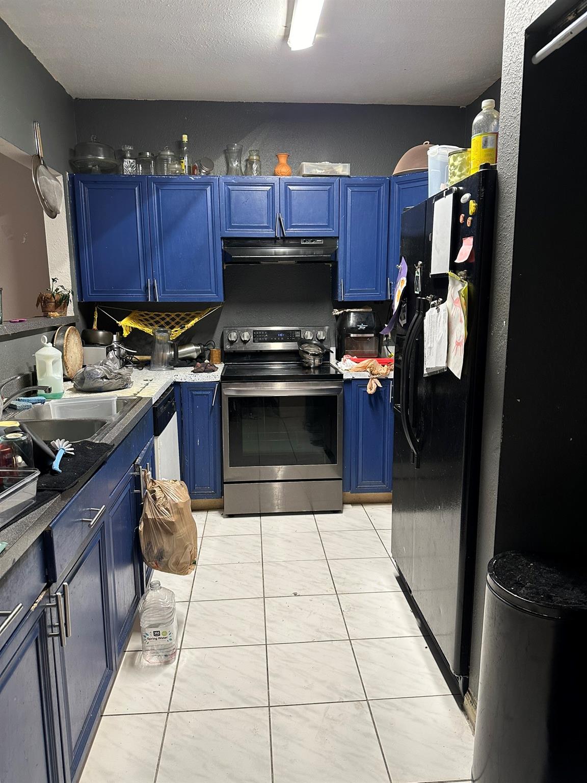 TOWNHOMES OF CAPRI ISLES - Residential